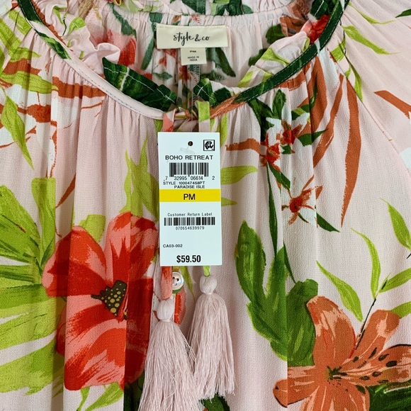 SOLD!!Style&Co Petite Ruffled Hem Blouse - Picture 7 of 8